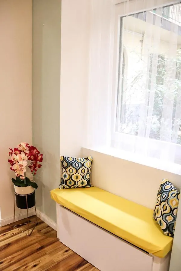 Budapest Avenue Apartment